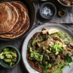 Oaty pancakes with avocado and mushrooms